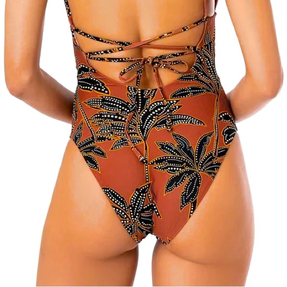 MAAJI - Tropical Parady V Wire One Piece Swimsuit - Picture 10 of 17